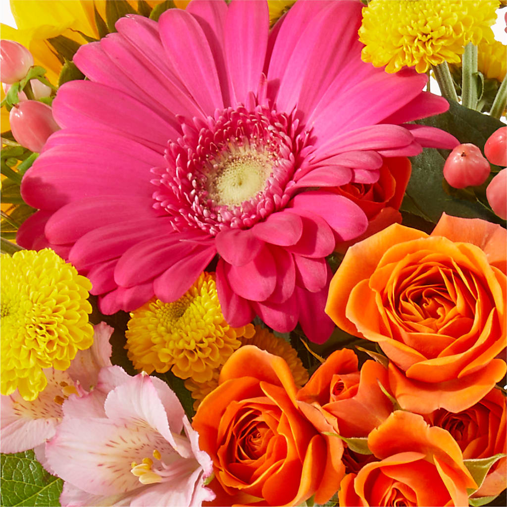 Florist Original Mixed Bouquet – Blooming Flowers, Mobile AL