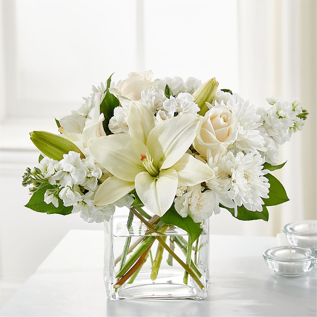 Gentle Breeze Bouquet – Blooming Flowers, Mobile AL