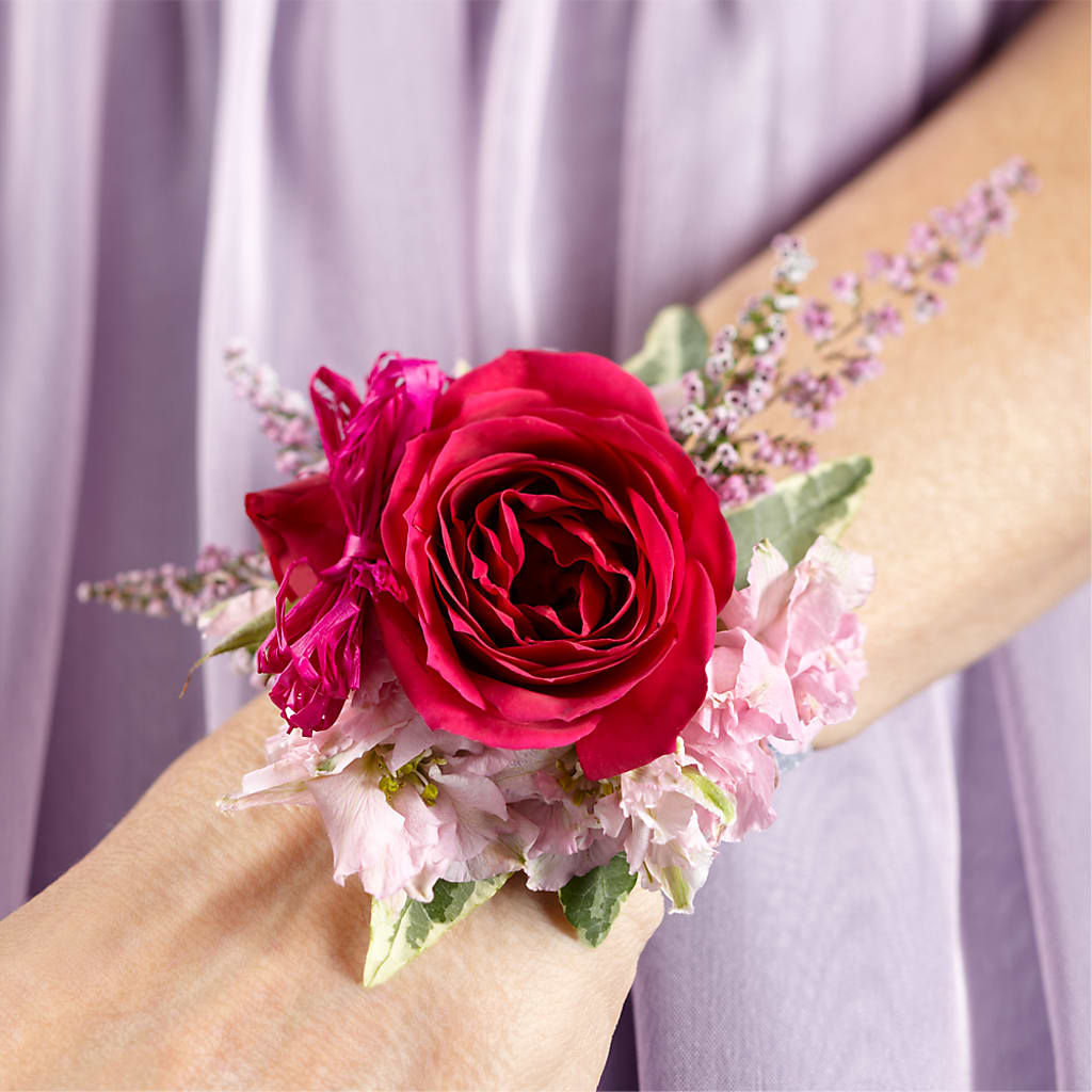 Rose Charm Corsage – Blooming Flowers, Mobile AL