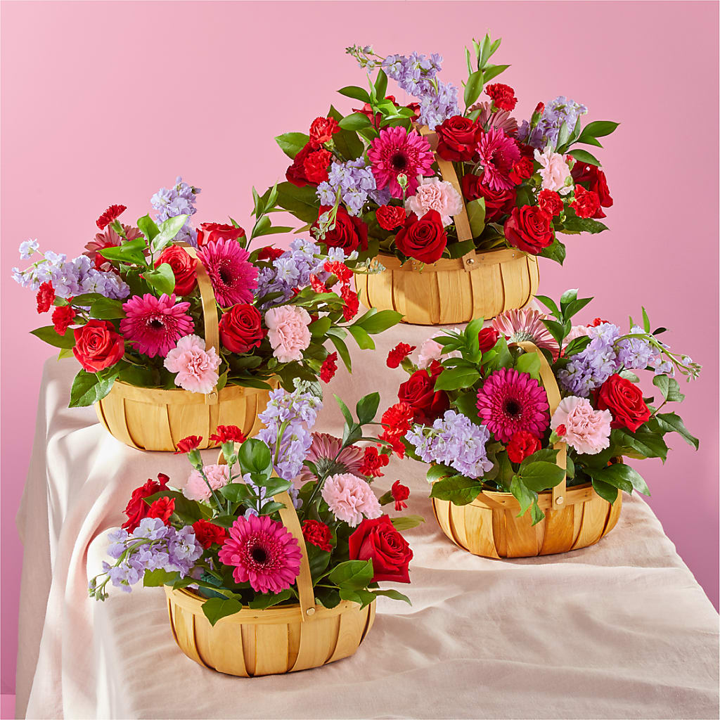 Pink Picnic Basket –  Blooming Flowers, Mobile AL