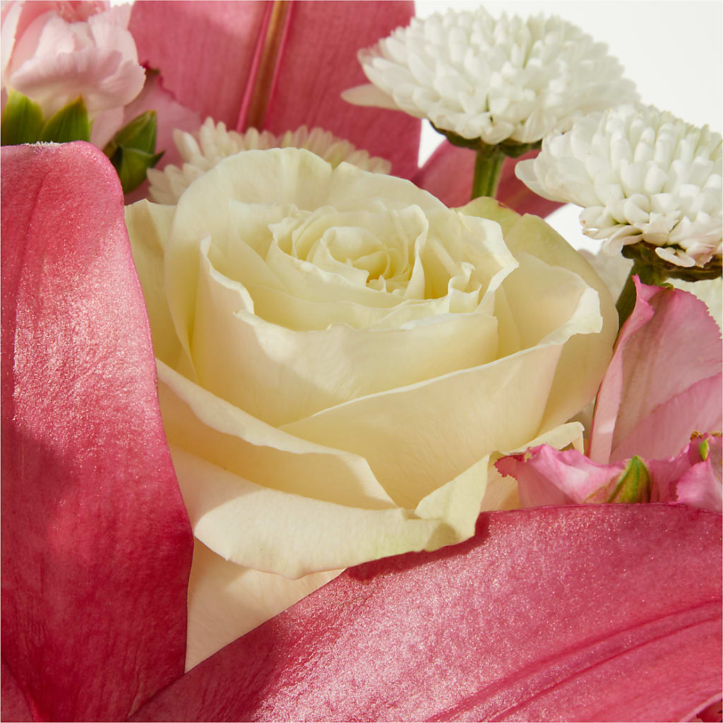 Piece of Cake Bouquet –  Blooming Flowers, Mobile AL