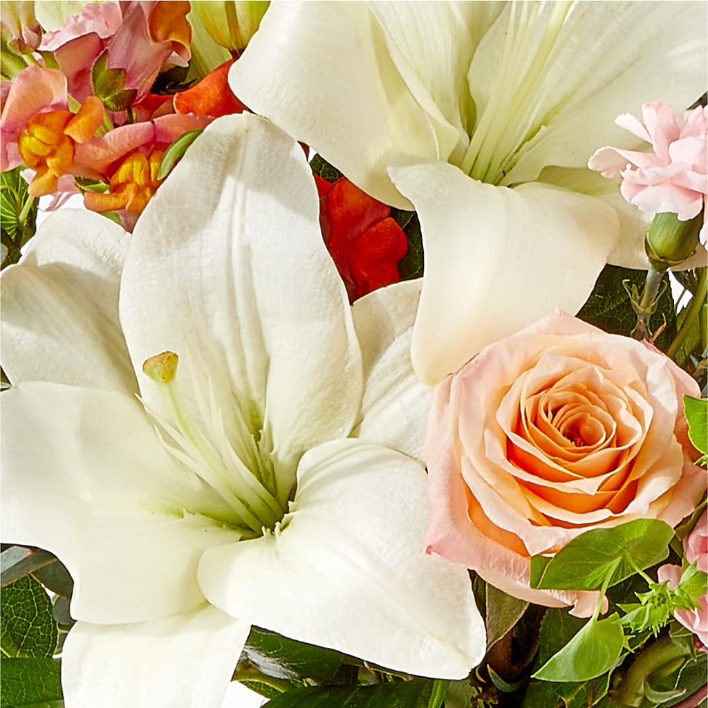 Grapefruit Splash Bouquet –  Blooming Flowers, Mobile AL